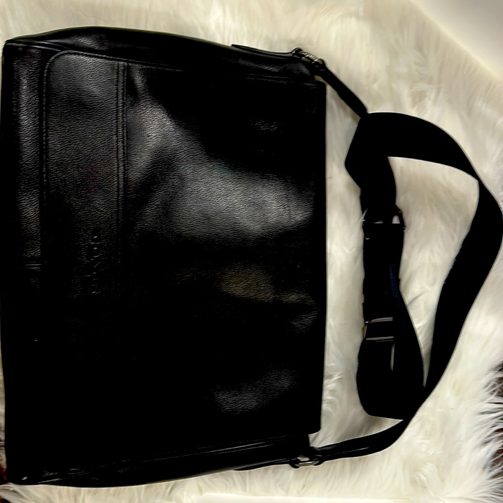 Laptop bag